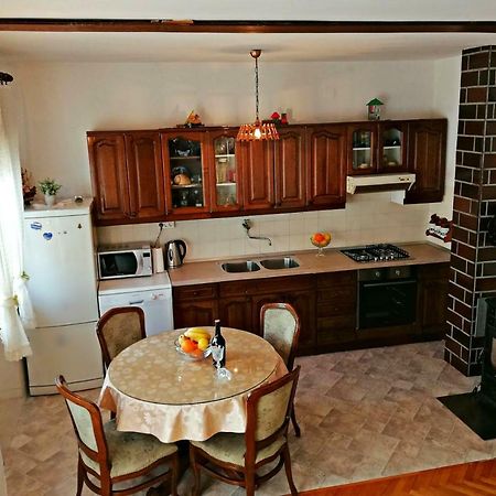 טרוגיר Apartmani Anda מראה חיצוני תמונה