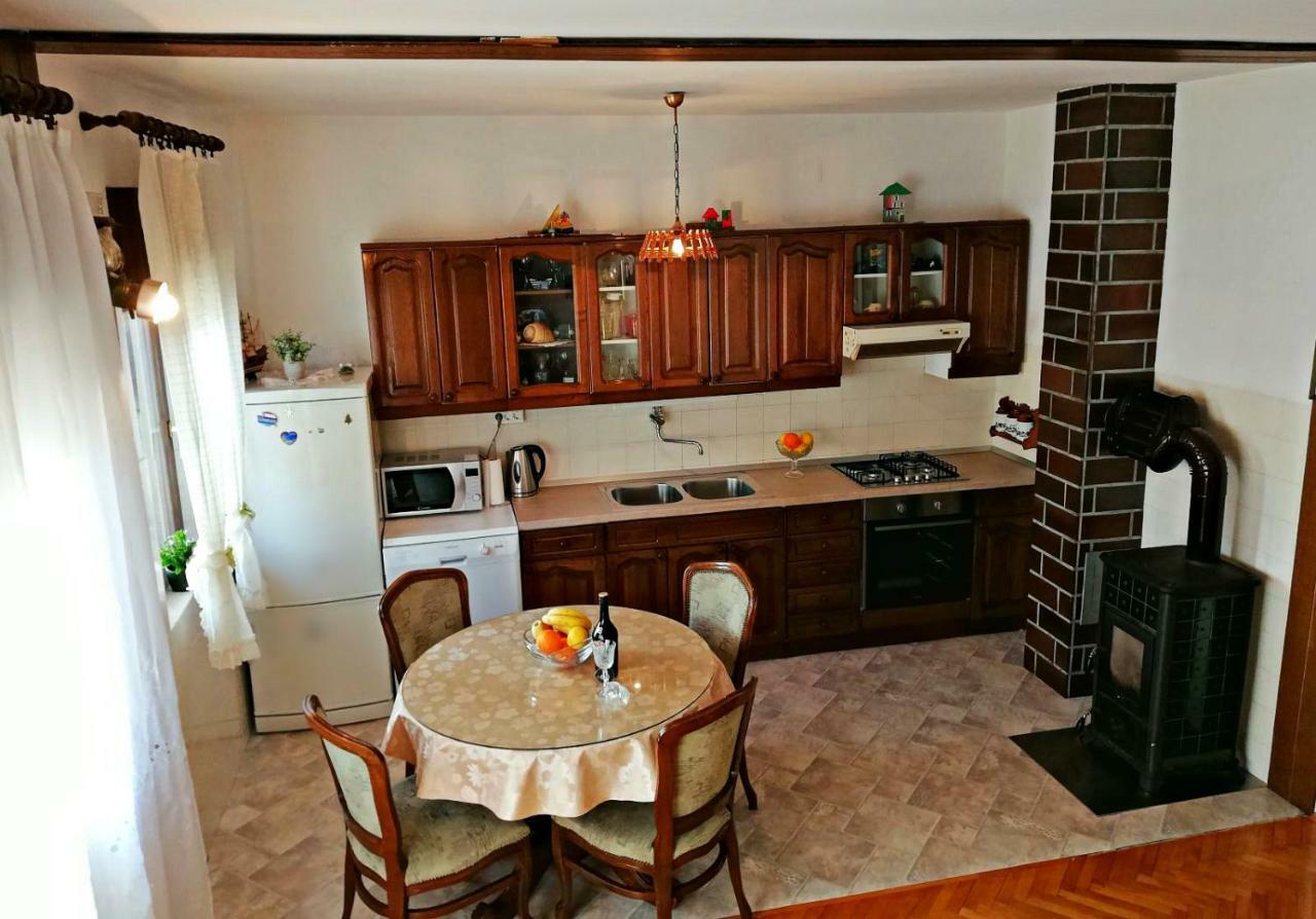 טרוגיר Apartmani Anda מראה חיצוני תמונה